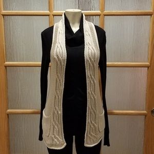 Banana Republic Black and Cream Sweater Vest